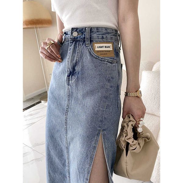 

high sinan split dign waist denim skirt, Black
