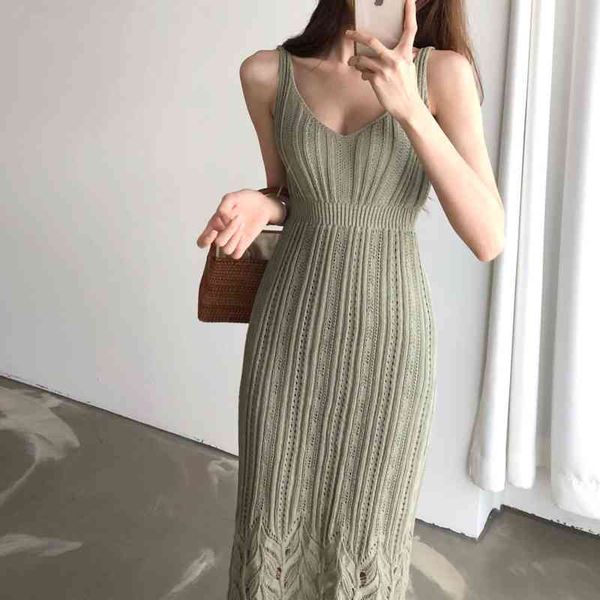

summer temperament chic fashion slim a line v neck sleeveless mesh knitted dress women lace hollow out spaghetti strap 210429, Black;gray