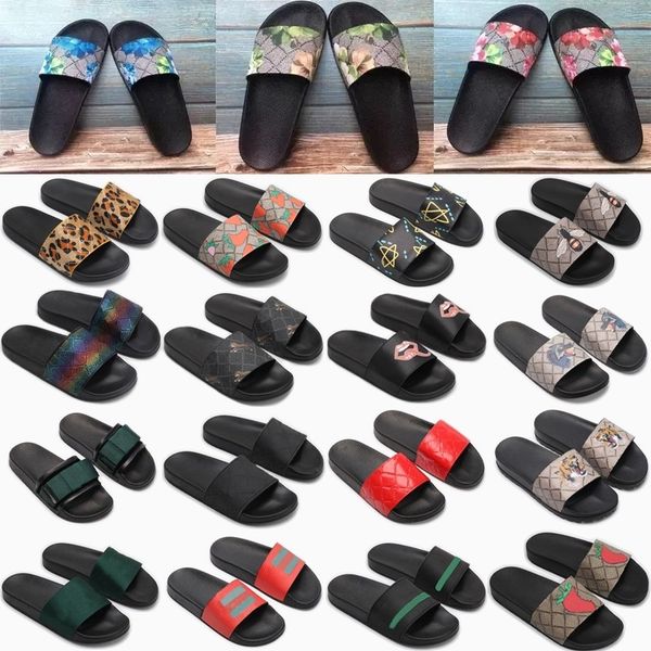 

mens designers slides womens slippers ladies fashion luxurys floral slipper leather rubber flats sandals summer beach shoes loafers snake be, Black