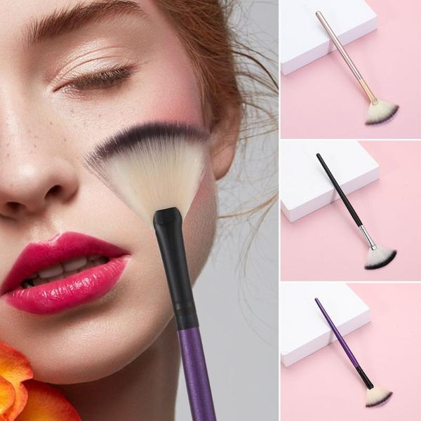 

makeup brushes 1pc soft tool cosmetic facial powder brush professional fan