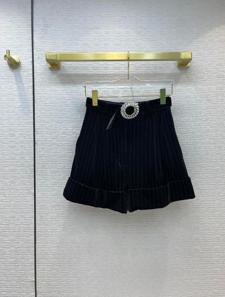 

men's shorts early autumn of 2021 the stripe printed velvet suit 0823, White;black