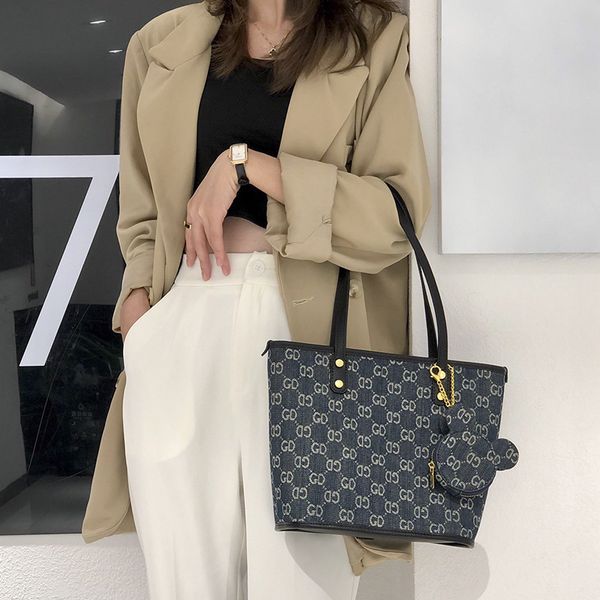 

factory outlet classic tote bag large capacity shopping autumn winter denim single shoulder diagonal cross handle mother two-piece set