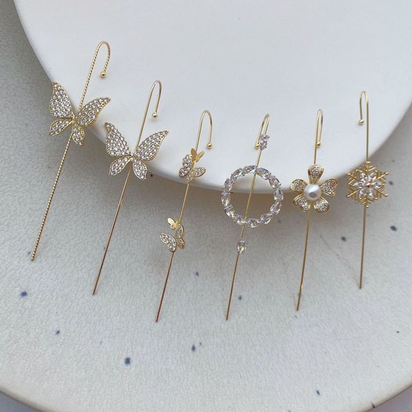 

kimter personality gold hypoallergenic piercing ear climbers earrings studs simple animal pearl rhinestone hoop earring jewelry k515fa, Golden;silver