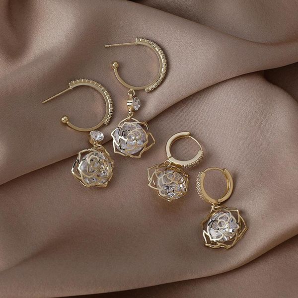 

hoop & huggie aretes shining inlaid hollow rose zircon earrings trendy korean net red temperament wild ear jewelry bijoux, Golden;silver