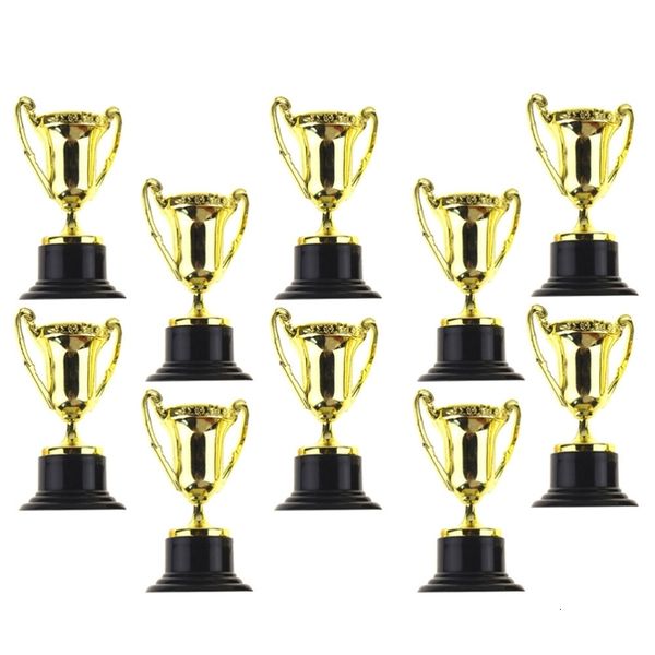 

20pcs kids rewards trophies practical children's bonus toys (golden)