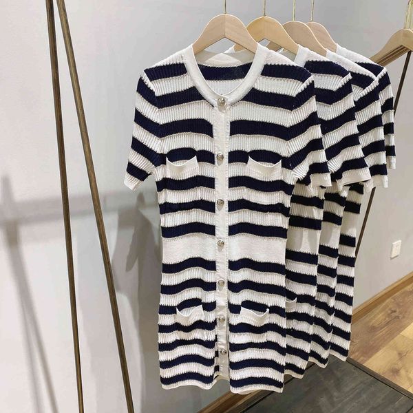 

2021 new fashion summer ice silk knitted blue and white stripe contrast cardigan dress, Black;gray