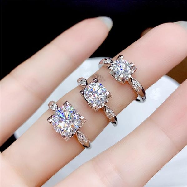 

silver 0.5-2 excellent cut d color diamond test passed cow head ring female wedding 925 white moissanite jewelry cluster rings, Golden;silver