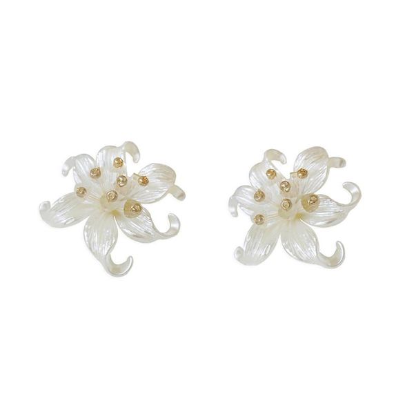 

stud women acrylic flower earrings ladies vintage white floral ear studs boho jewellery, Golden;silver