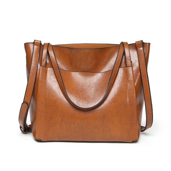 

autumn and winter 2021 fashion big bag single shoulder messenger simple oil wax skin portable women's tote bag, Black;red