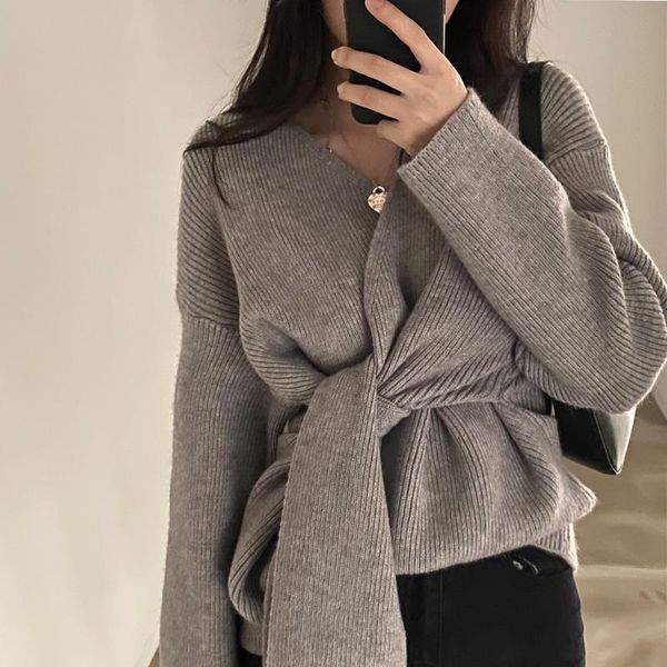 

women's sweaters alien kitty 2021 autumn winter pullovers warm minimalist korean style fashionable solid v-neck jumpers, White;black