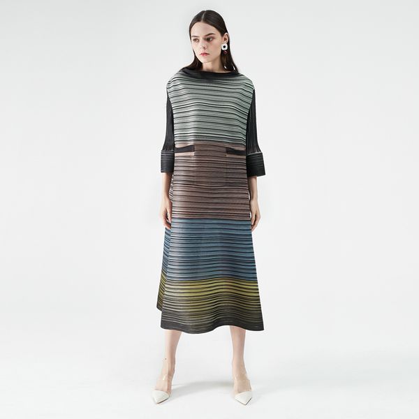 

casual dresses pleated vintage striped 2021 spring women aesthetic printed clothes plus size three-quarter flare sleeve long 209t, Black;gray