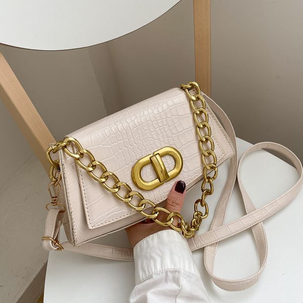 

messenger bags messenger bagstexture women's small french 2021 fashion single shoulder chain net red foreign style messenger bag