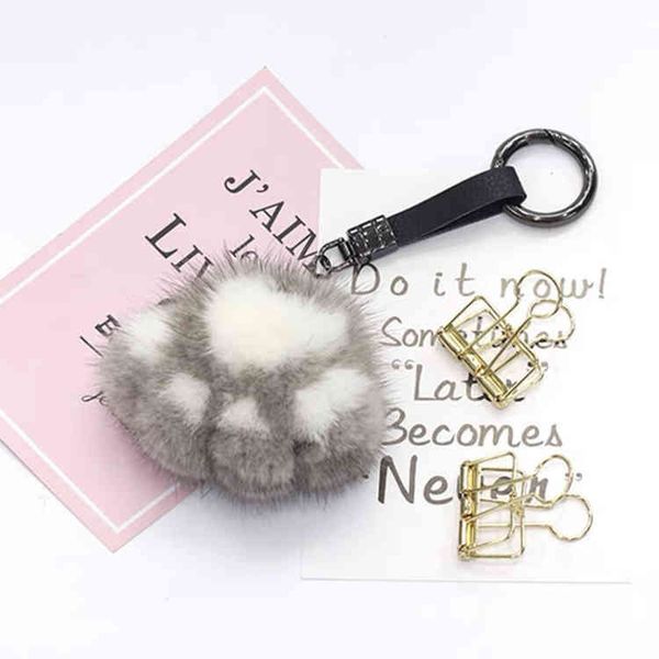 

2021 fashion mink fur cat paw pendant bag cute plush bear car key chain, Silver