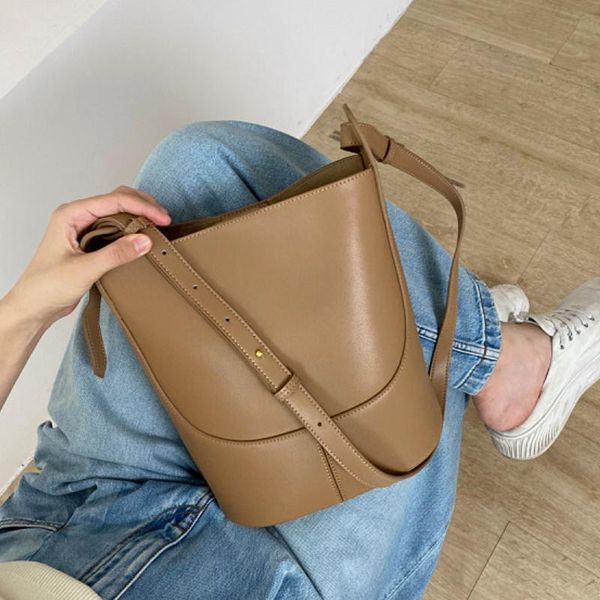 

shoulder bags 2021 bucket bag women messenger summer tan casual real cowhide leather commuter female tote for