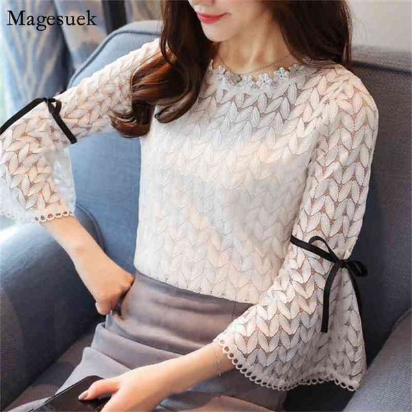 

blusas o-neck women shirt floral autumn solid blouse fashion elegant hollow flare sleeve lace blouses 0096 210512, White