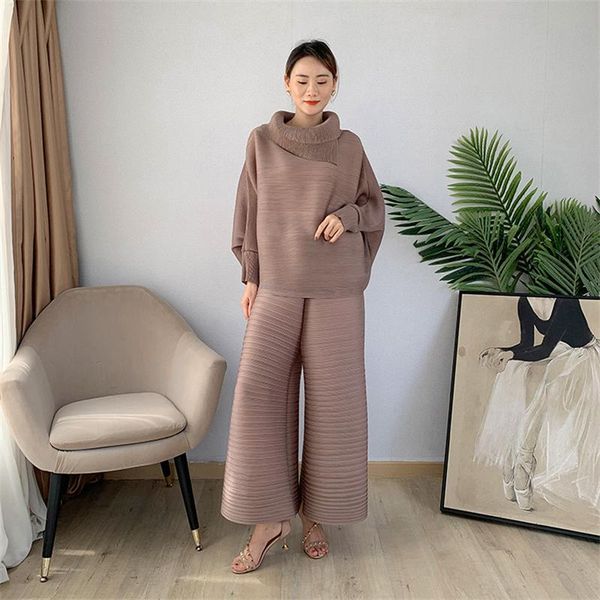 

women's two piece pants miyake pleated women suit fall 2021 turn-down collar batwing sleeve t-shirt + straight loose set, White