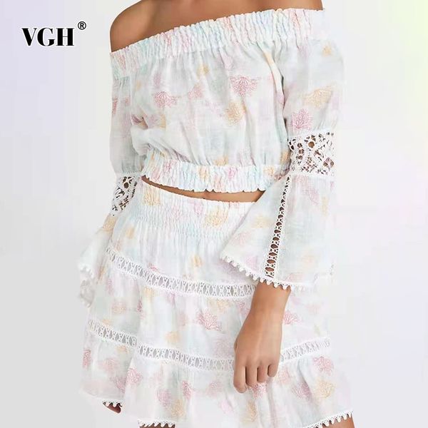 

vgh vintage two piece set for women slash neck flare long sleeve patchwork lace high wait mini skirts print sets female new 210421, White
