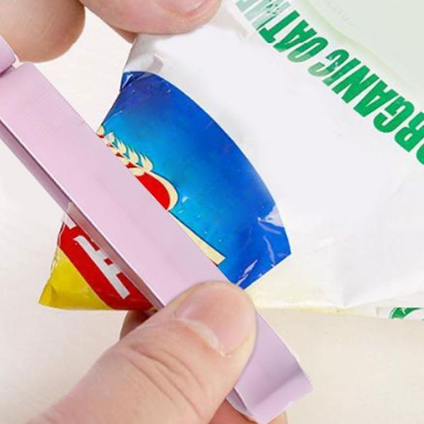 

bag clips 12 pieces/set of plastic clip household snack food mini vacuum kitchen tool