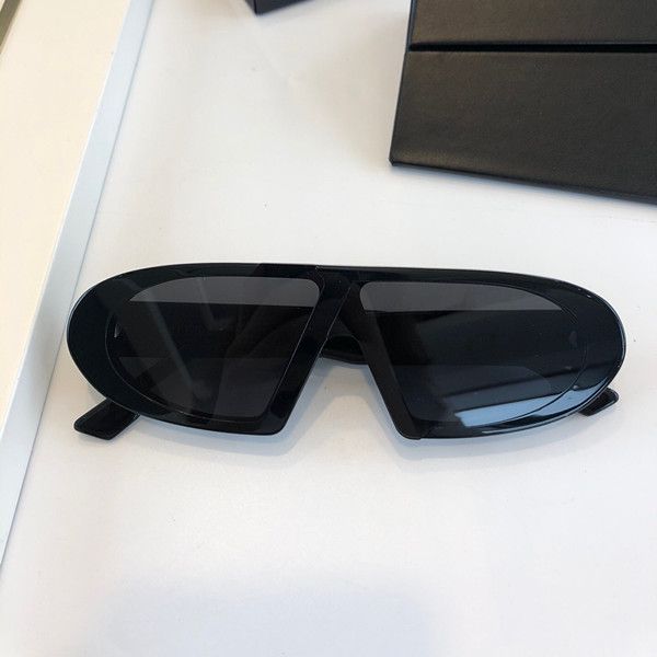 

oblique fashion ladies sunglasses rectangular frame avant-garde trend style glasses uv400 outdoor decoration glasses with box, White;black