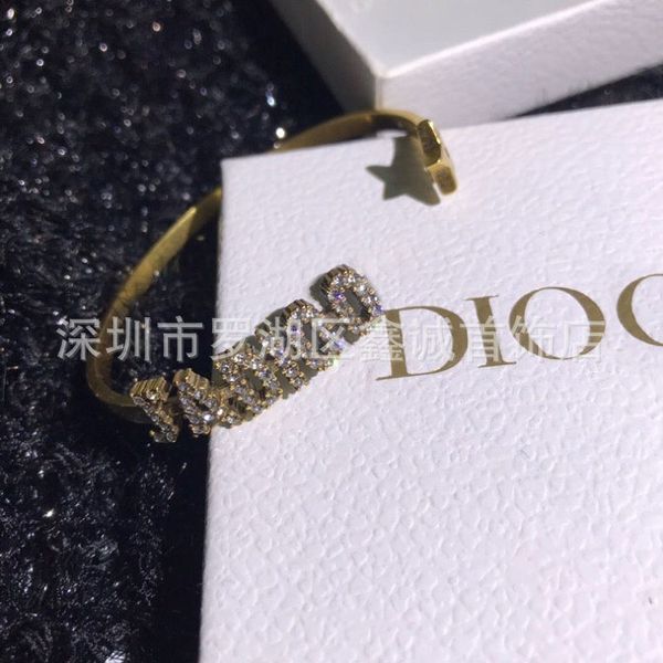 

design jewelry classic diamond studded star bracelet brass material, Black