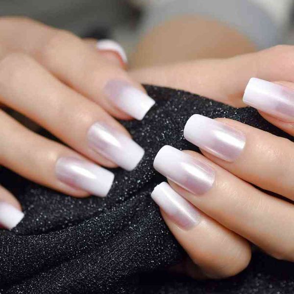 False Nails Pearl Shine Glossy Fake Nails Shimmer White Square Ombre French Nail Fux Ongles Gradient Средние ногти с Gluetabs 220225