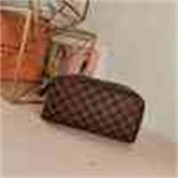 

long phone large capacity handbag real leather designer wallets chain wallet pouches key card holders luxury cases purse clutches m47528 eve, Red;black