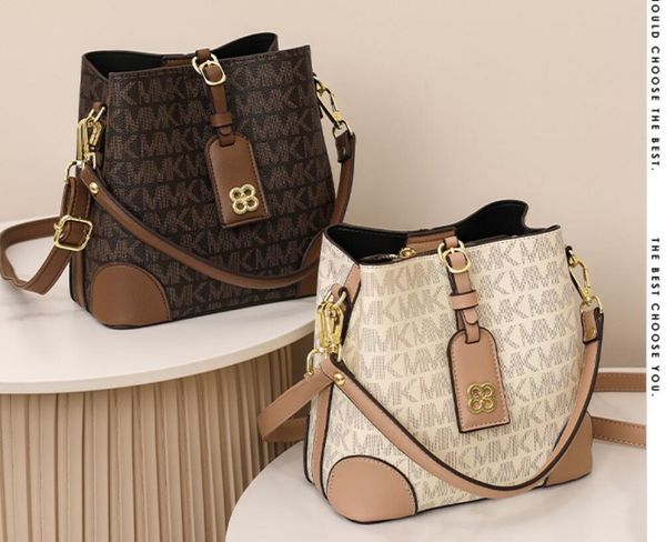 

net celebrity portable bucket bag women's 2022 autumn and winter new trendy fashion simple large-capacity shoulder bag messenger bags