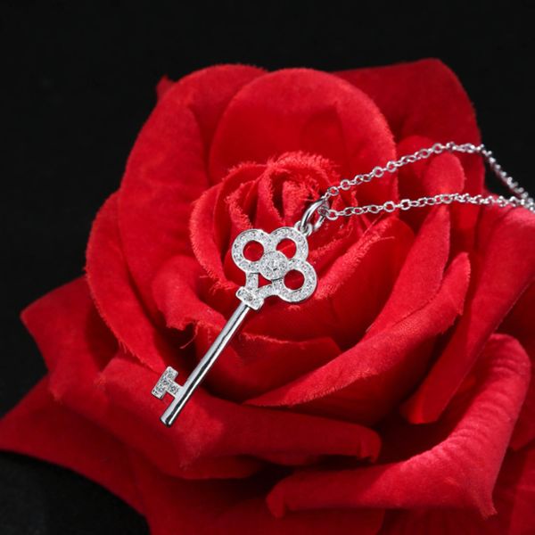

925 sterling silver key necklace creative gift women's collarbone chain, Black