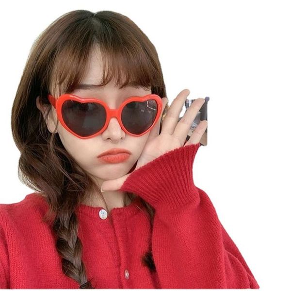 

outdoor eyewear 2021 fashion love heart cat eye sunglasses women brand designer vintage gradient sun glasses female shades oculos de sol