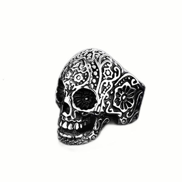 

jewelry men's punk skull ring personality domineering alloy ring, Slivery;golden