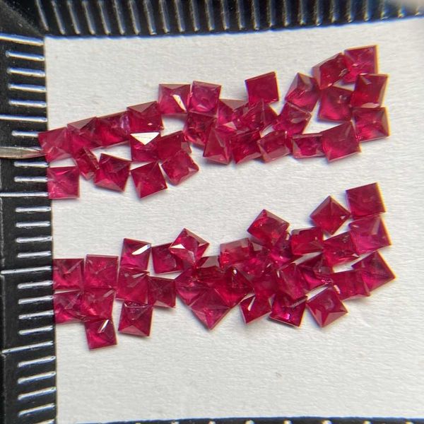 MEISIDIAN Bir Kaliteli Prenses Kesim 2x2mm Doğal Taş Afrika Güvercin Kan Kırmızı Yakut Taş H1015 Yapımı için Ruby Taş