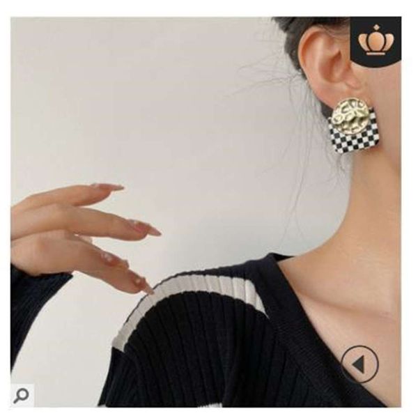 

black white grid earrings simple
