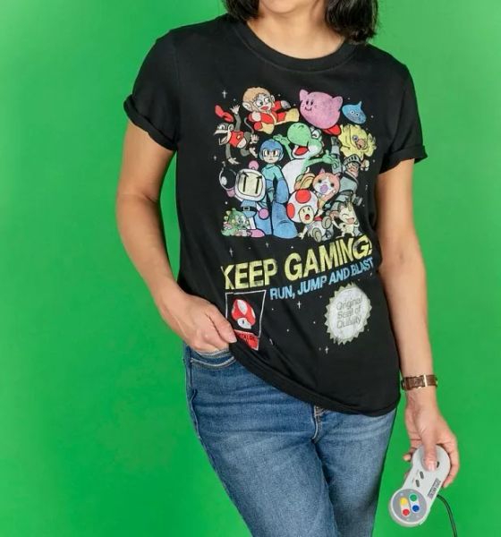 

women's keep gaming t-shirt with rolled sleeves, White;black