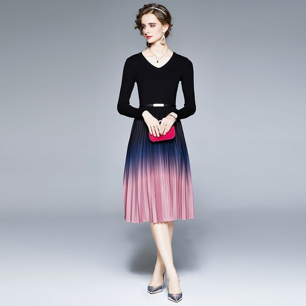 

small fragrance knitted dress women's autumn temperament slim fit medium length stitching gradient pleated wool, Black;gray