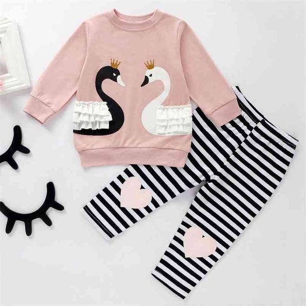 Frühling und Herbst Baby Soft Swan Print Langarm Top für gestreifte Hosen Set Kleinkind Mädchen 210528