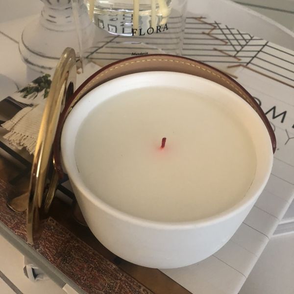 Neuestes Parfüm Weihrauch duftende romantische Aromatherapie Kerzen Glas weniger Kerzenparty Weihnachtsdekoration Hochzeitsgeschenk Solid Duftspray