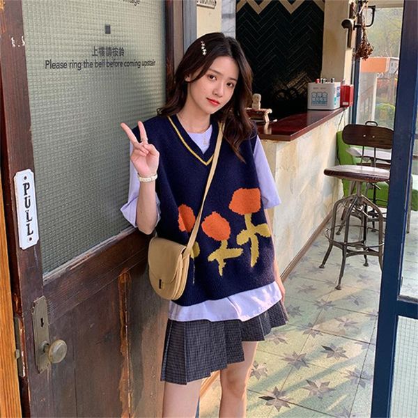 

women's vests 2022 spring korean retro loose cartoon flower jacquard sweater v neck sleeveless short knit waistcoat vest women x227, Black;white