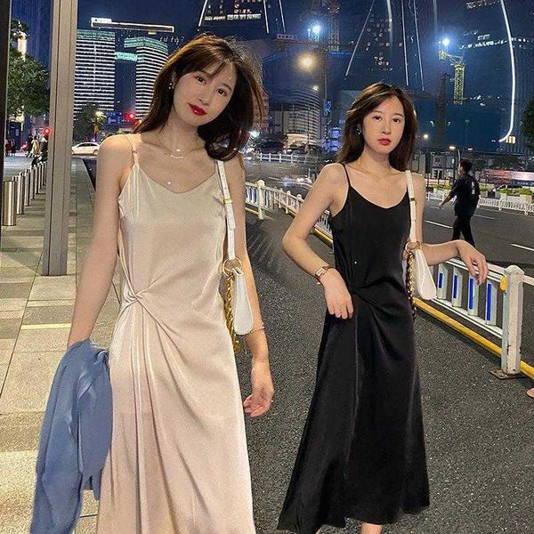 

wear it with blazer, coat suspender drs, women's slim waist, triacetic acid satin, fashionable style and long skirt fashion, Black;gray
