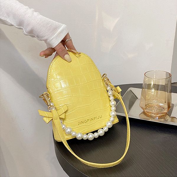 

fashion women's bag one-shoulder messenger pu leather shell-shaped stone pattern pearl bow chain mini mobile phone change white yellow, Black;red