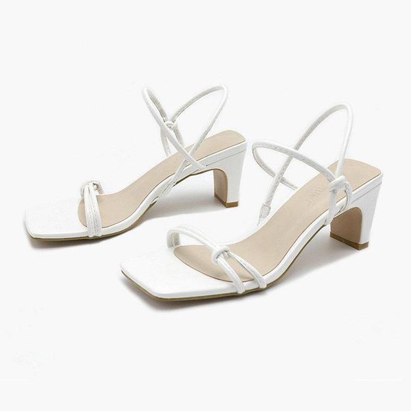 

dress shoes 2021 summer two wear stylish simple personality trend belt girl square head thick high heel fashion female sandals and slippers, Black