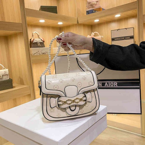 

2022 factory wholesale handbag summer postman bag trend pearl chain women's