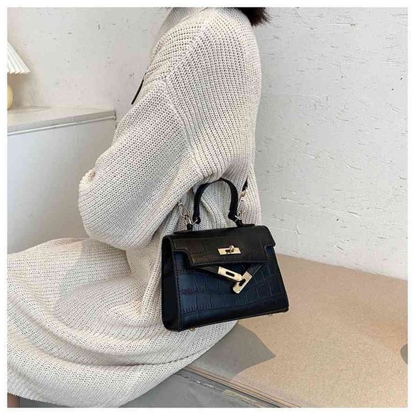 

storage baagins versatile small women's autumn and winter 2020 fashion one shoulder portable kelly net red messenger baggg bag