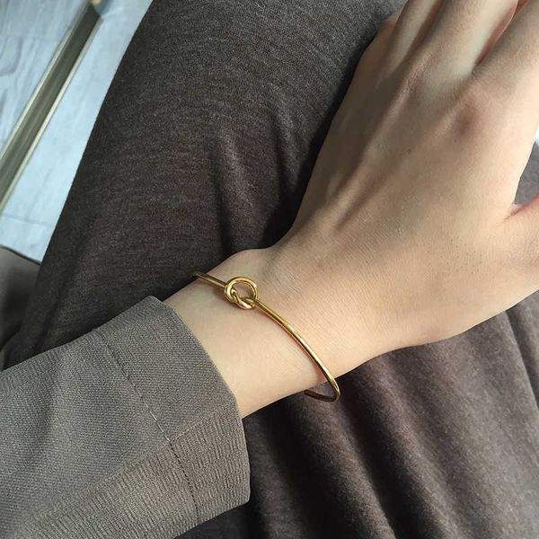 

fflacell 2020 new minimalist metal copper knotted open bangle gold bangle for women girls gift party bijoux q0719, Black