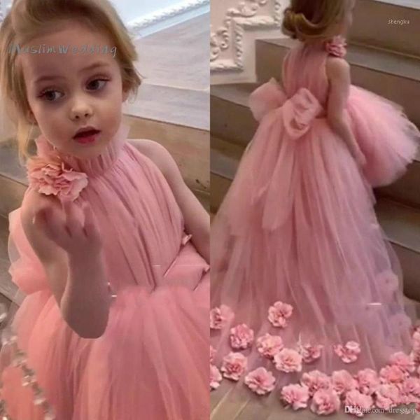 Abiti da ragazza Lovely Tulle Pink Flower Girl Per Matrimoni Collo alto Manica Sweep Train Applique floreale 3D Abito da comunione Spettacolo per ragazze