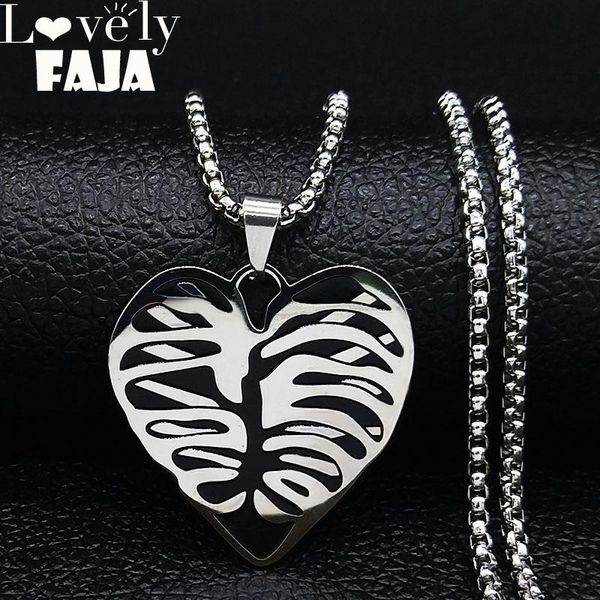 

pendant necklaces 2021 fashion gothic heart skull stainless steel chain necklace women silver color statement jewelry bijoux femme n556