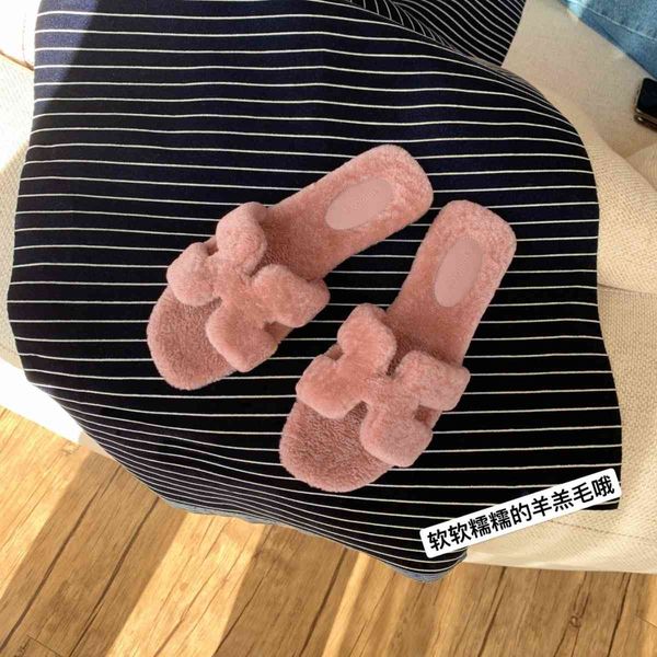 

new style lamb wool in autumn, wear flat bottomed casual and versatile one-way h slippers for women, Black