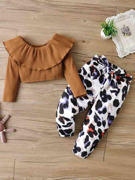 

baby ruffle trim tee & allover print belted sweatpants she, White