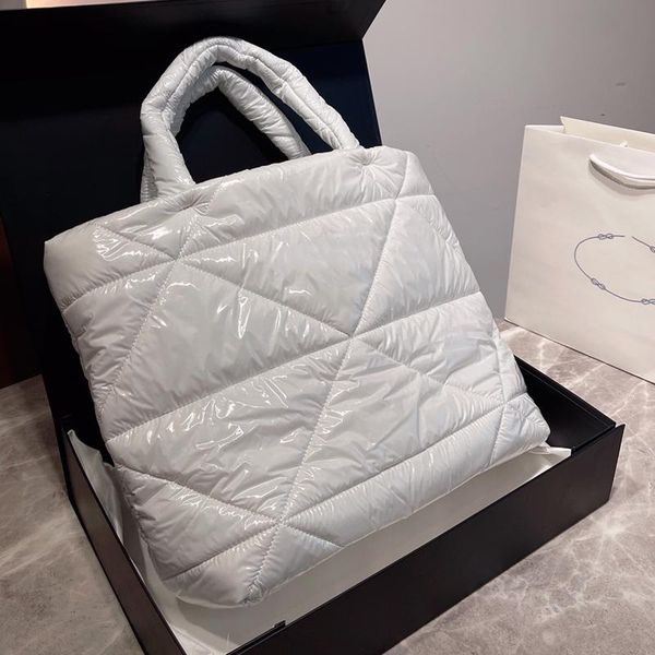 

luxury designer women fashion bags paris classic tote shopping bag italy luxurys designers down cloth large capacity waterproof bread undera