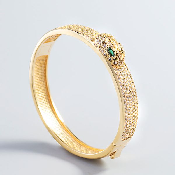

retro fashion snake head green eyes gaze at bracelet small luxury banquet couple gift elegant valentine's day, Golden;silver
