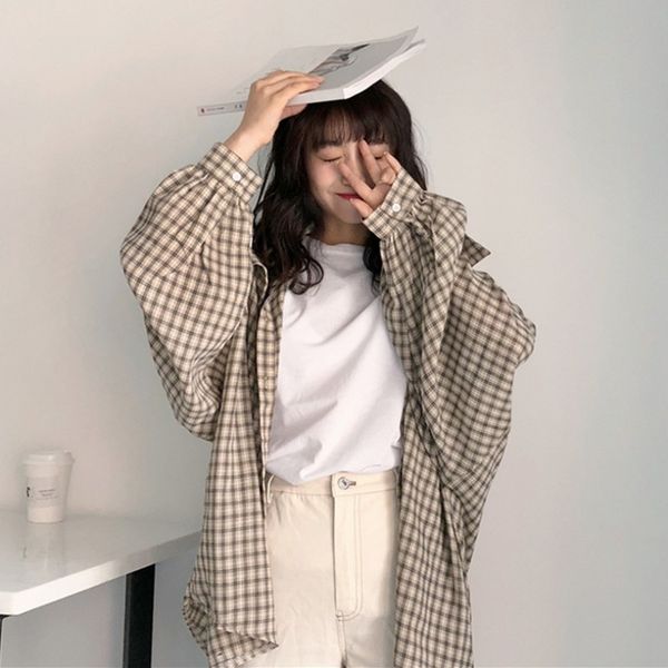 

checked shirt female retro port flavor spring and autumn 2021 new korean version loose students wear sun protection shirt jacket, White